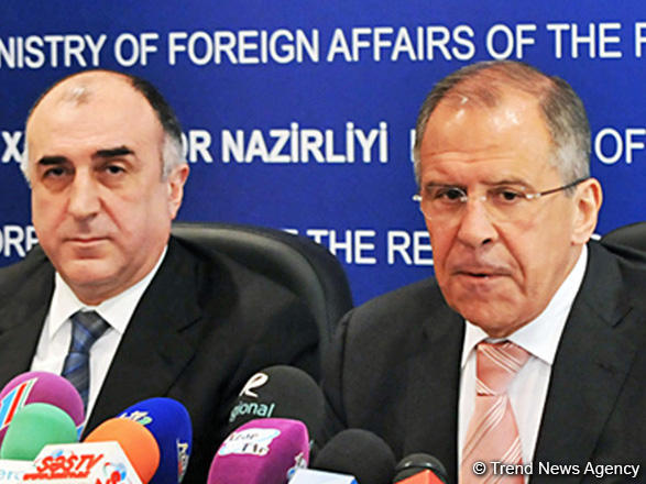Elmar Məmmədyarov Rusiyanın xarici işlər naziri ilə görüşüb