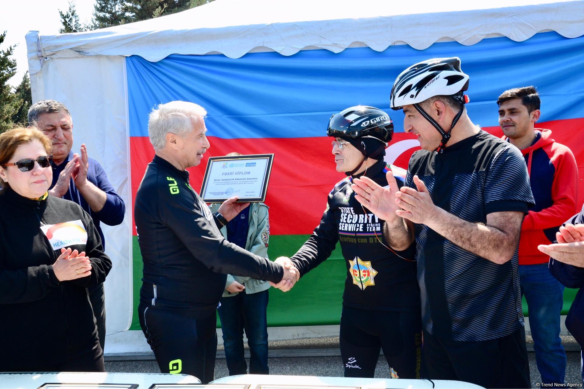 “Az avtomobil, çox həyat” devizi altında veloyürüş keçirilib (FOTO)