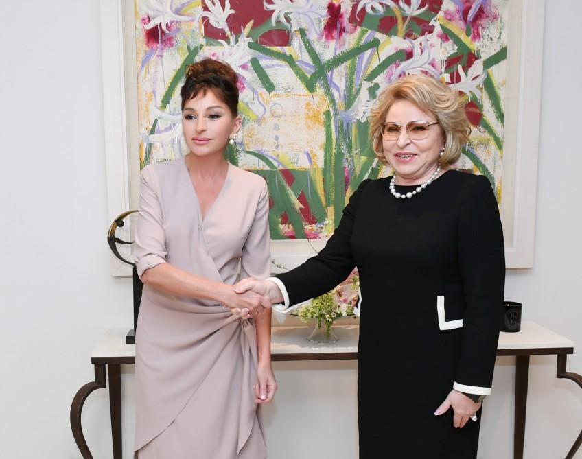 Birinci vitse-prezident Mehriban Əliyeva Rusiya Federasiya Şurasının sədri Valentina Matviyenko ilə görüşüb (FOTO)