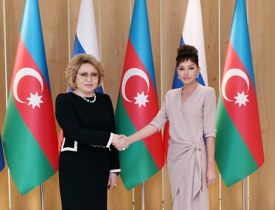 Birinci vitse-prezident Mehriban Əliyeva Rusiya Federasiya Şurasının sədri Valentina Matviyenko ilə görüşüb (FOTO)