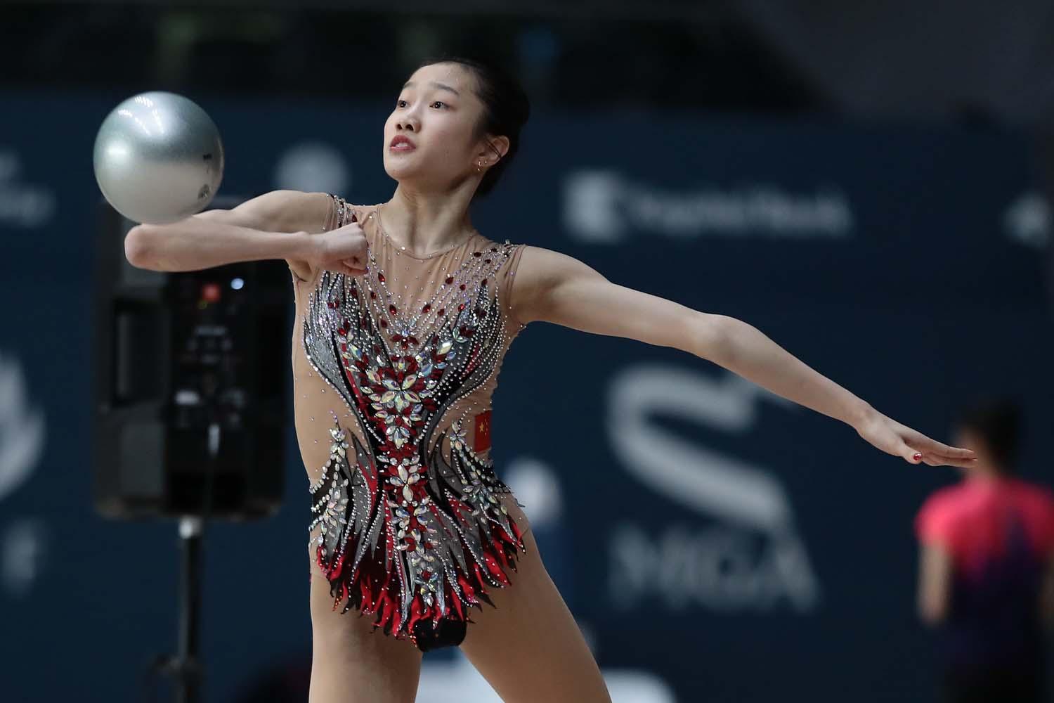 Milli Gimnastika Arenasında bədii gimnastika üzrə Dünya Kubokunun iştirakçılarının podium məşqləri keçirilib (FOTOREPORTAJ)