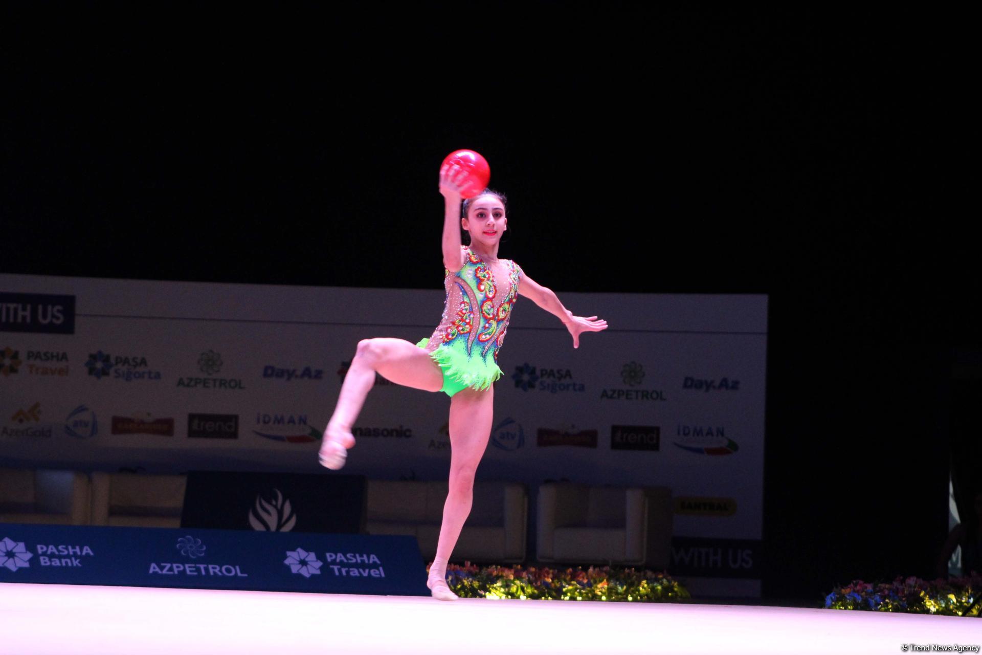 Bakıda keçirilən bədii gimnastika üzrə Dünya Kubokunda maraqlı məqamlar (FOTO)