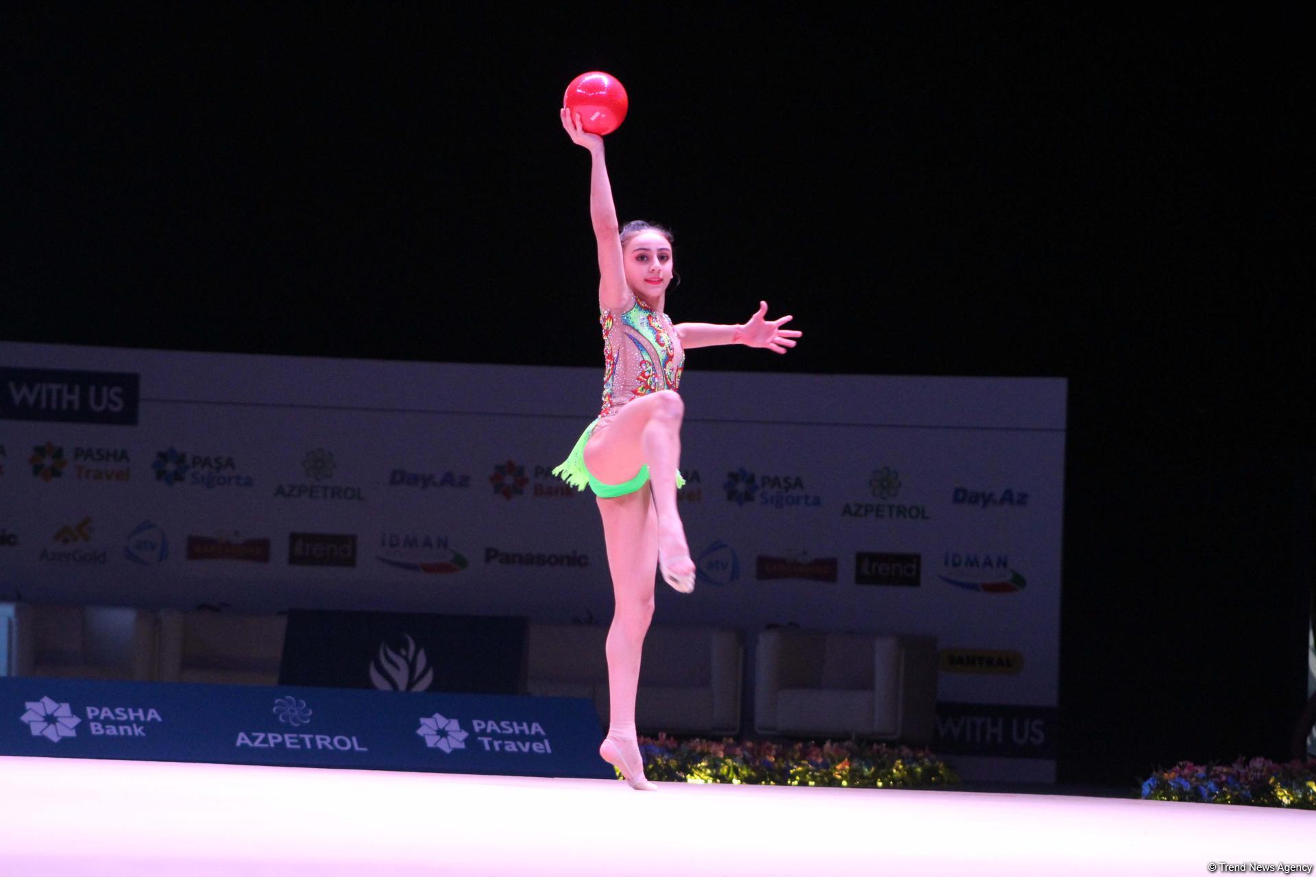 Bakıda keçirilən bədii gimnastika üzrə Dünya Kubokunda maraqlı məqamlar (FOTO)