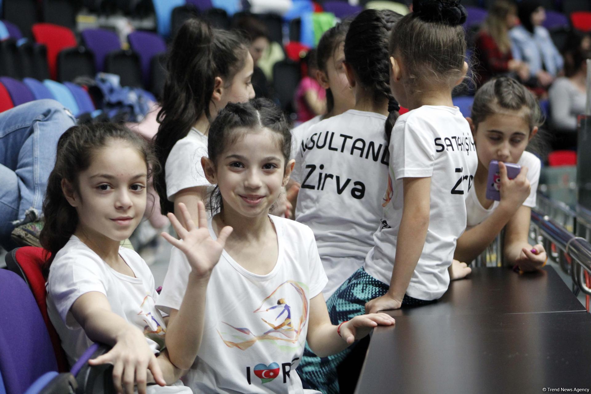Bakıda bədii gimnastika üzrə Dünya Kubokunda ən kiçiklərin sevinci (FOTO)