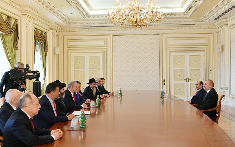 Prezident İlham Əliyev: Bu gün də Azərbaycan mədəniyyətlərarası dialoqun uğurla həyata keçirildiyi bir ölkə kimi tanınır (YENİLƏNİB) (FOTO)