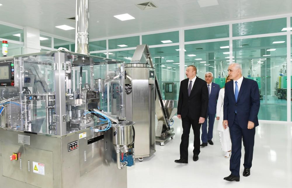 Prezident İlham Əliyev Pirallahı Sənaye Parkında "Diamed Co" şpris istehsalı zavodunun açılışında iştirak edib (FOTO) (YENİLƏNİB)