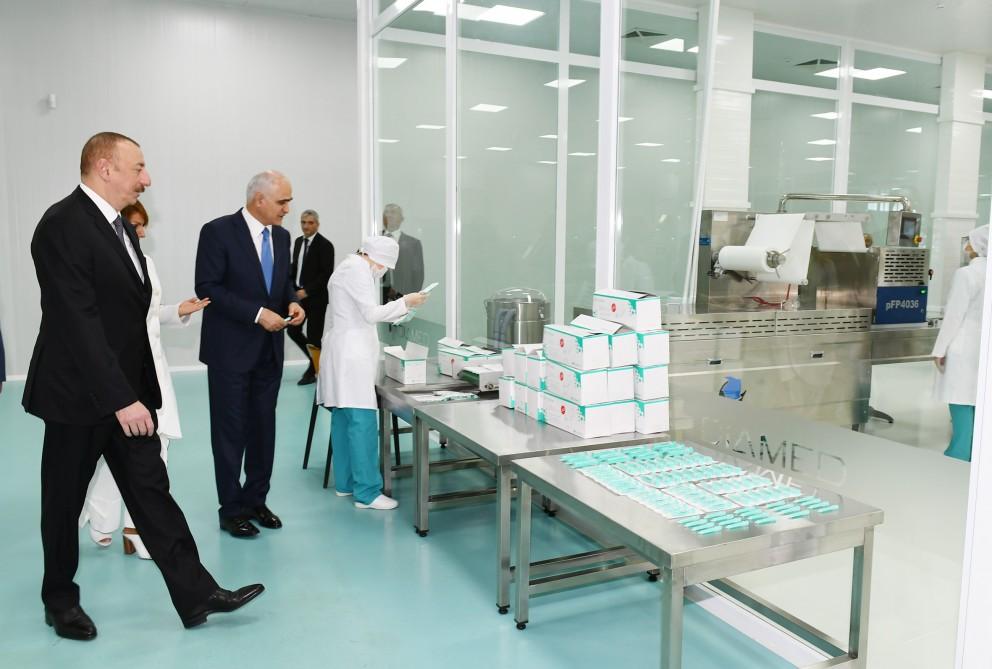 Prezident İlham Əliyev Pirallahı Sənaye Parkında "Diamed Co" şpris istehsalı zavodunun açılışında iştirak edib (FOTO) (YENİLƏNİB)