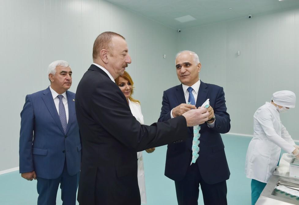 Prezident İlham Əliyev Pirallahı Sənaye Parkında "Diamed Co" şpris istehsalı zavodunun açılışında iştirak edib (FOTO) (YENİLƏNİB)