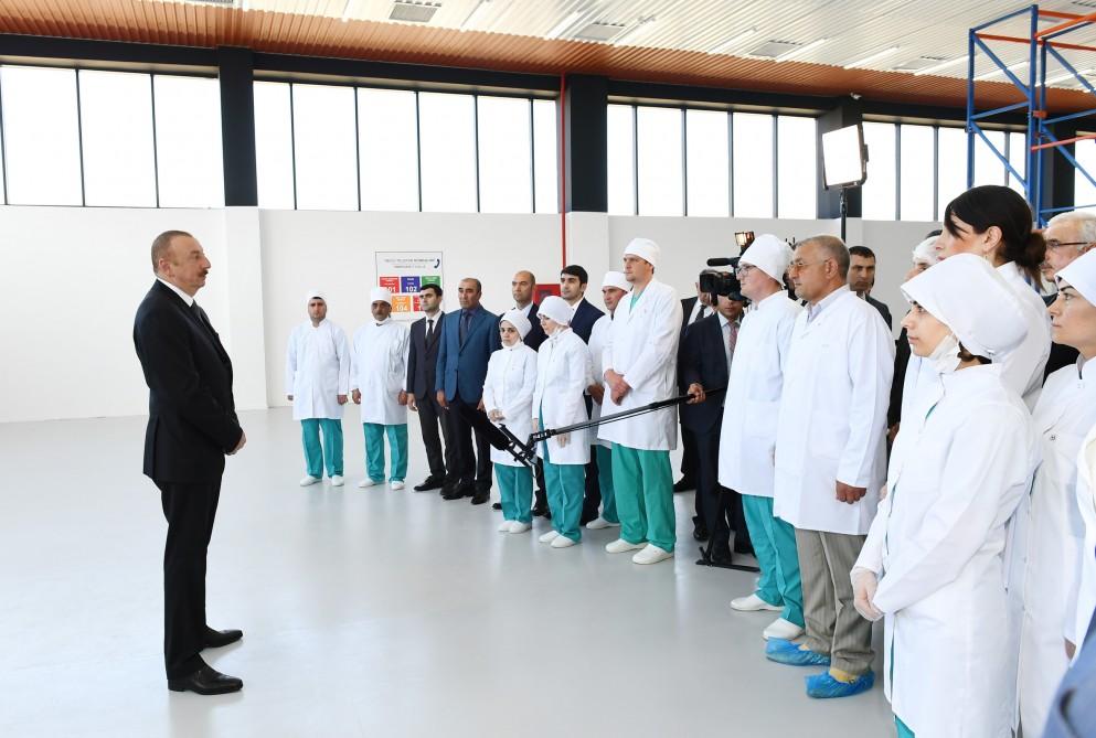 Prezident İlham Əliyev Pirallahı Sənaye Parkında "Diamed Co" şpris istehsalı zavodunun açılışında iştirak edib (FOTO) (YENİLƏNİB)