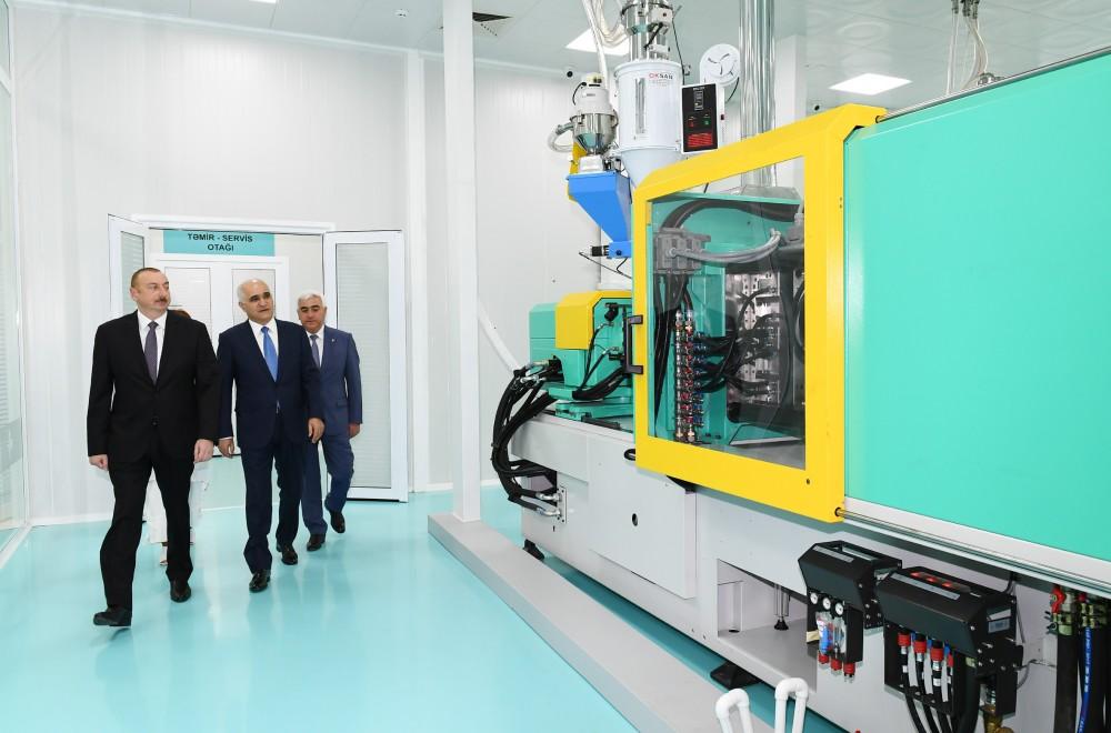 Prezident İlham Əliyev Pirallahı Sənaye Parkında "Diamed Co" şpris istehsalı zavodunun açılışında iştirak edib (FOTO) (YENİLƏNİB)