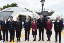 Prezident İlham Əliyev Sabunçu dəmir yolu vağzalı kompleksinin açılışında iştirak edib (YENİLƏNİB) (FOTO)
