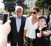 Prezident İlham Əliyev və birinci xanım Mehriban Əliyeva Təzəpir məscidinin qarşısındakı bağın və Füzuli küçəsi boyunca salınmış Mərkəzi Parkın açılışında iştirak ediblər (YENİLƏNİB) (FOTO)