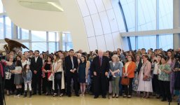 Heydər Əliyev Fondunun vitse-prezidenti Leyla Əliyeva dünya şöhrətli rəssam Zurab Seretelinin sərgisinin açılış mərasimində iştirak edib (FOTO)