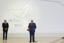 Heydər Əliyev Fondunun vitse-prezidenti Leyla Əliyeva dünya şöhrətli rəssam Zurab Seretelinin sərgisinin açılış mərasimində iştirak edib (FOTO)