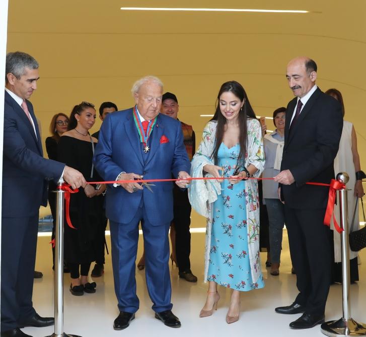 Heydər Əliyev Fondunun vitse-prezidenti Leyla Əliyeva dünya şöhrətli rəssam Zurab Seretelinin sərgisinin açılış mərasimində iştirak edib (FOTO)