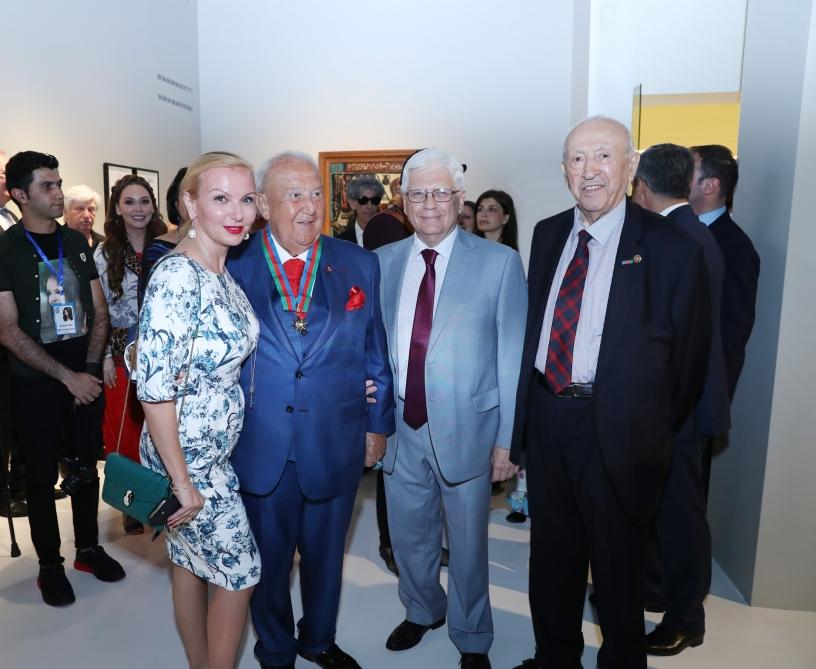 Heydər Əliyev Fondunun vitse-prezidenti Leyla Əliyeva dünya şöhrətli rəssam Zurab Seretelinin sərgisinin açılış mərasimində iştirak edib (FOTO)