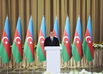 Prezident İlham Əliyev və birinci xanım Mehriban Əliyeva 28 May – Respublika Günü münasibətilə keçirilən rəsmi qəbulda iştirak ediblər (YENİLƏNİB) (FOTO)