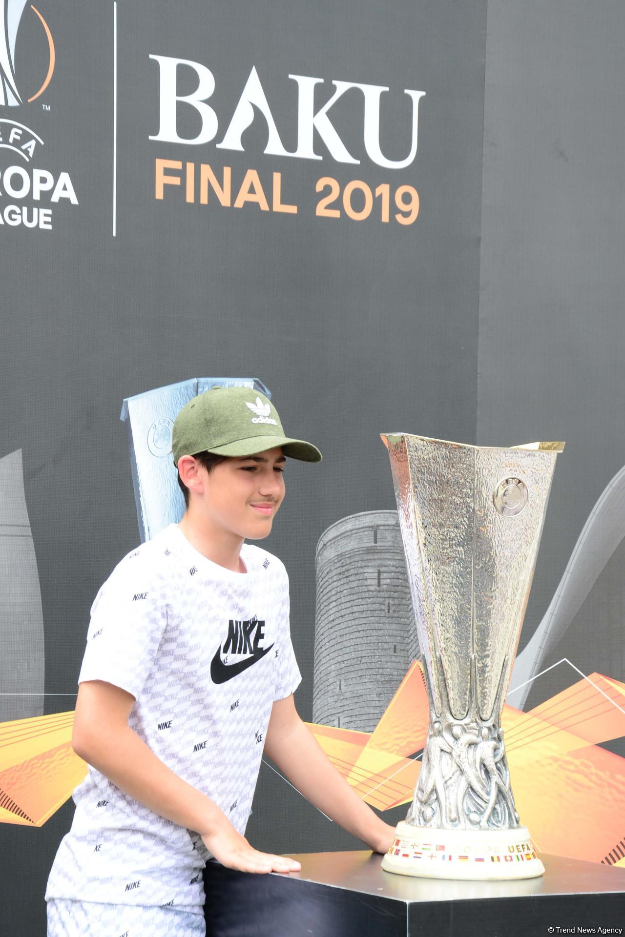 Bakıda UEFA Avropa Liqasının final qarşılaşmasına saatlar qalır (FOTO)