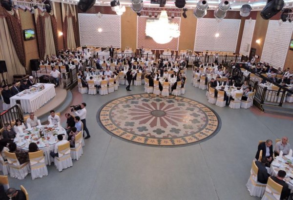 Heydər Əliyev Fondu Şəkidə və Pirallahıda iftar süfrəsi təşkil edib (FOTO)