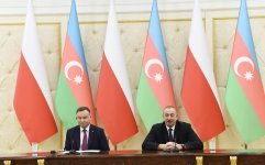 Azərbaycan və Polşa prezidentləri mətbuata bəyanatlarla çıxış ediblər (YENİLƏNİB) (FOTO)