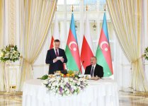 Azərbaycan Prezidentinin adından Polşa Prezidentinin şərəfinə rəsmi ziyafət verilib (FOTO) (YENİLƏNİB)