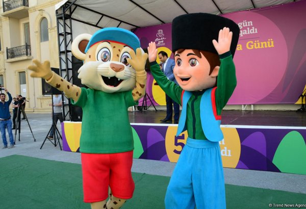 XV Avropa Gənclər Yay Olimpiya Festivalının maskotları Cırtdan və Bəbir təqdim olunub (FOTO)