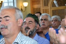Ramazan bayramı münasibətilə Təzə Pir məscidində bayram namazı qılınıb (FOTO)