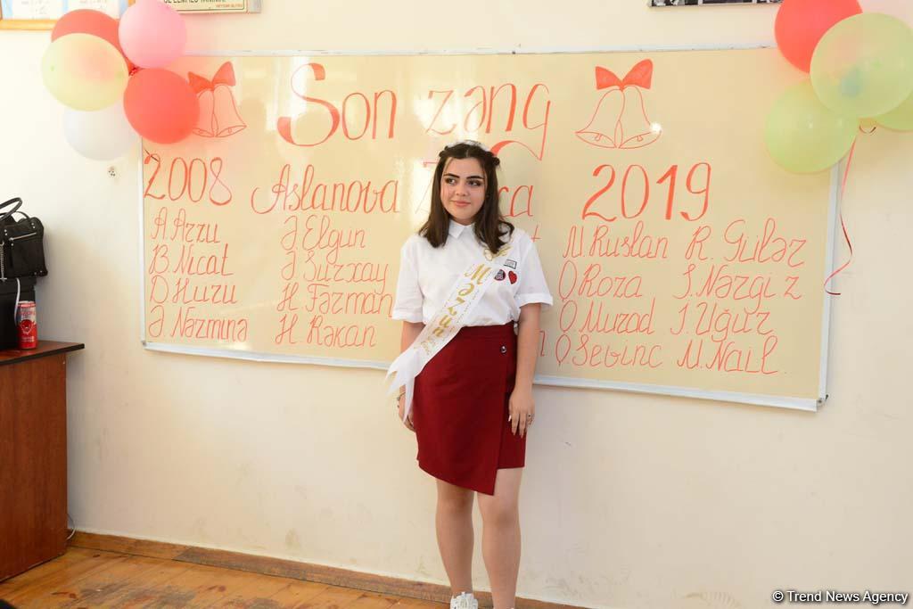 "Son zəng"i çalınanlar (FOTOSESSİYA)