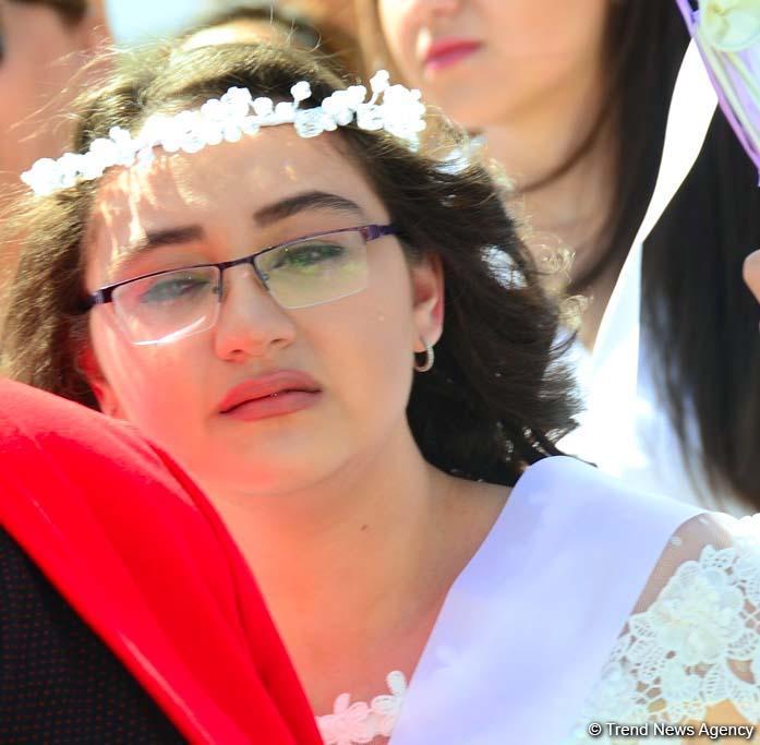 "Son zəng"i çalınanlar (FOTOSESSİYA)