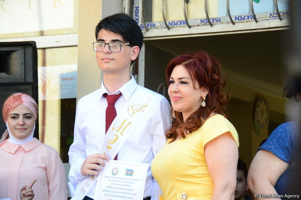 "Son zəng"i çalınanlar (FOTOSESSİYA)