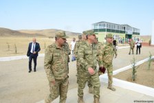 Müdafiə naziri yeni təlim mərkəzinin açılışında iştirak edib (FOTO)