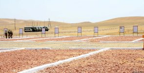 Poliqonda bir gün (FOTO)