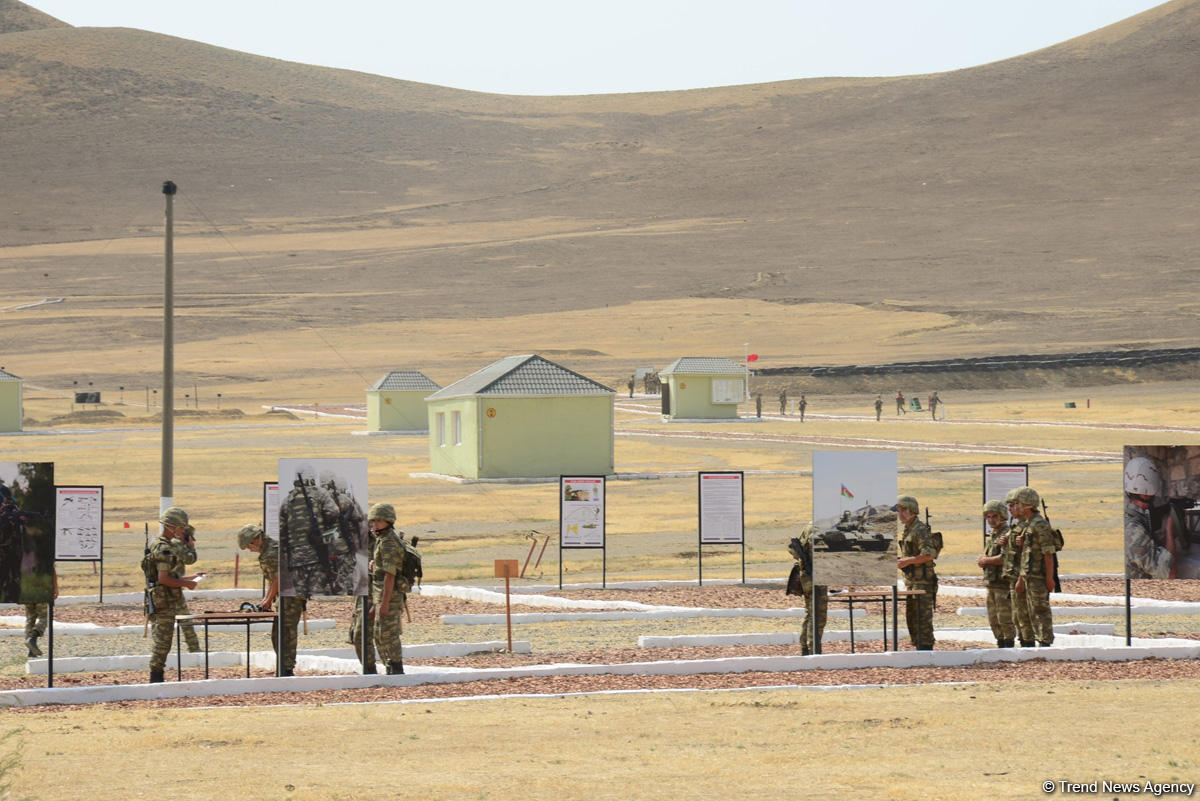 Müdafiə naziri yeni təlim mərkəzinin açılışında iştirak edib (FOTO)