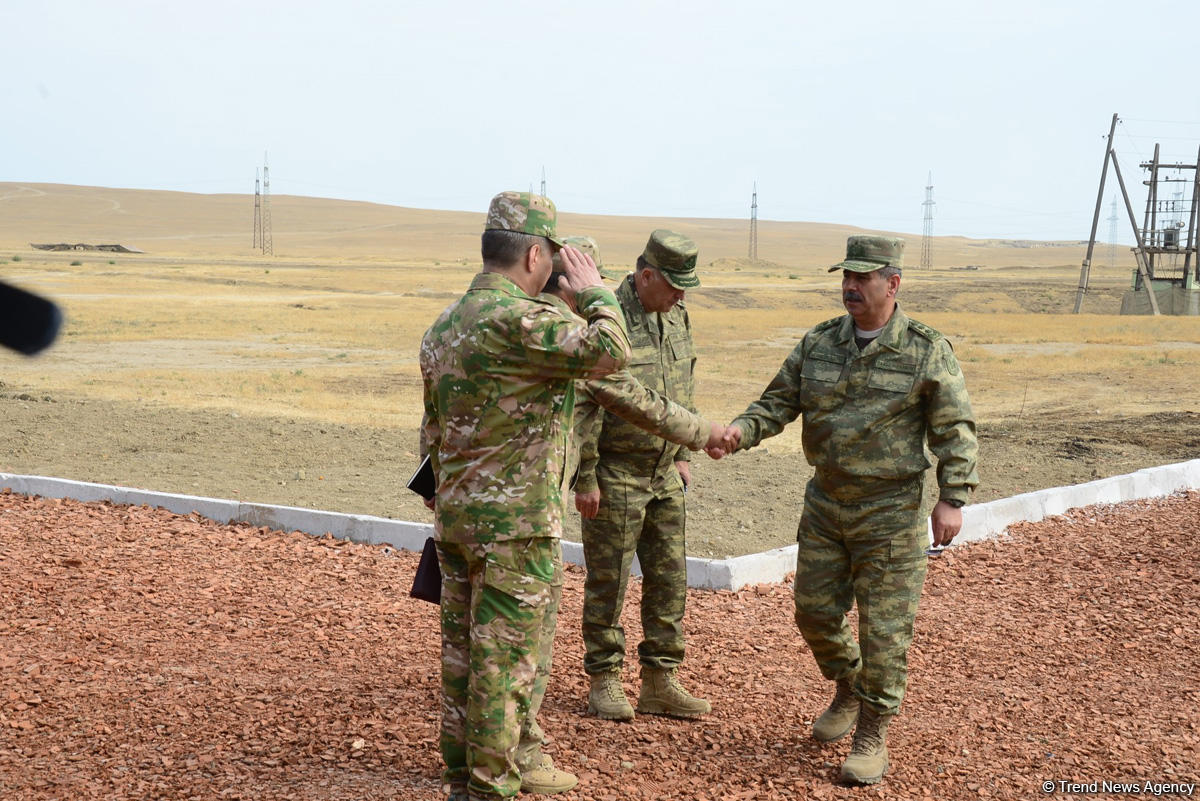 Müdafiə naziri yeni təlim mərkəzinin açılışında iştirak edib (FOTO)