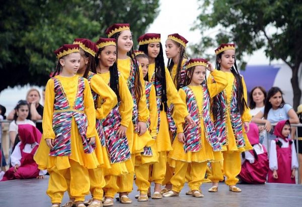 Bulvarda “Baku Soul of Art and Dance” festivalı keçirilib (FOTO)