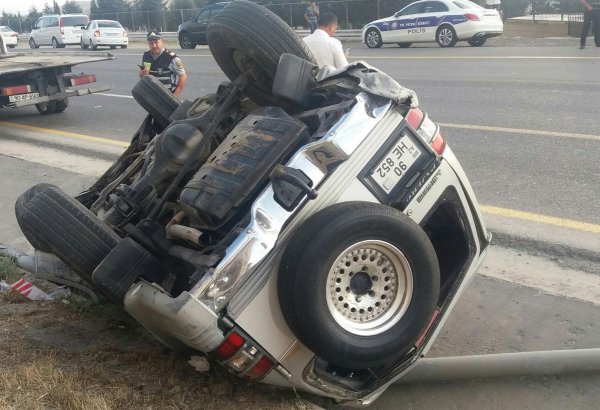 Dairəvi yolda DƏHŞƏTLİ QƏZA (FOTO)