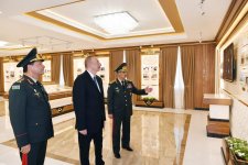 Prezident İlham Əliyev Cəmşid Naxçıvanski adına Hərbi Liseydə yenidənqurma işlərindən sonra yaradılan şəraitlə tanış olub (FOTO) (YENİLƏNİB)