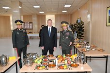 Prezident İlham Əliyev Cəmşid Naxçıvanski adına Hərbi Liseydə yenidənqurma işlərindən sonra yaradılan şəraitlə tanış olub (FOTO) (YENİLƏNİB)