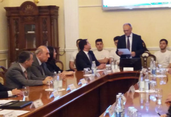 Prezident Kitabxanasının “Azərbaycan diplomatiyası” adlı elektron resursu istifadəçilərə təqdim edilib (FOTO)