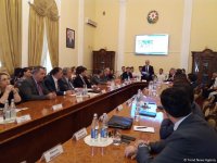 Prezident Kitabxanasının “Azərbaycan diplomatiyası” adlı elektron resursu istifadəçilərə təqdim edilib (FOTO)