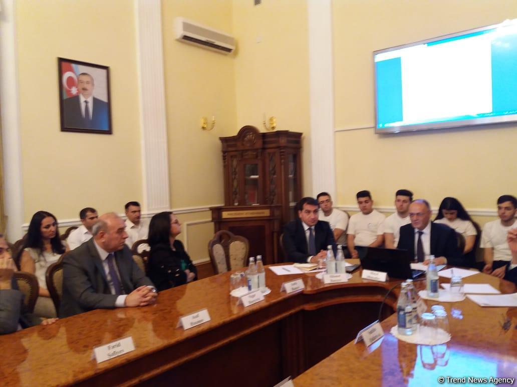Prezident Kitabxanasının “Azərbaycan diplomatiyası” adlı elektron resursu istifadəçilərə təqdim edilib (FOTO)