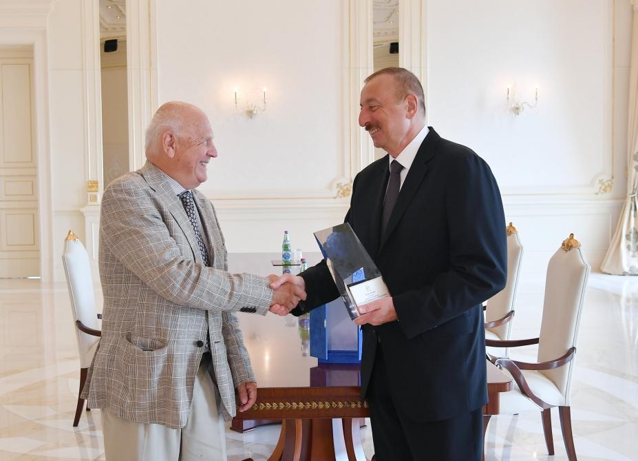 Prezident İlham Əliyev Avropa Olimpiya Komitələrinin prezidentini qəbul edib (YENİLƏNİB) (FOTO)