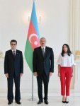 Prezident İlham Əliyev bir sıra ölkələrin Azərbaycanda yeni təyin olunmuş səfirlərinin etimadnamələrini qəbul edib (YENİLƏNİB 2) (FOTO)