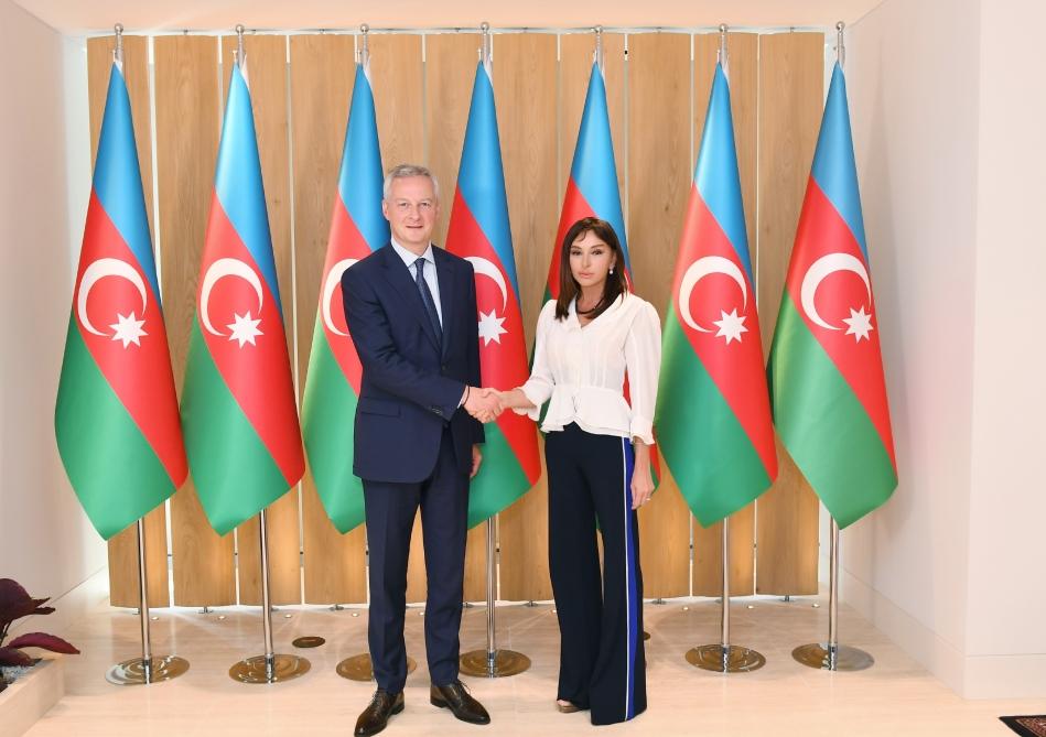 Birinci vitse-prezident Mehriban Əliyeva Fransanın İqtisadiyyat və Maliyyə naziri ilə görüşüb (YENİLƏNİB)(FOTO)