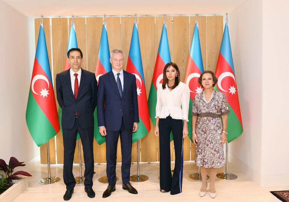 Birinci vitse-prezident Mehriban Əliyeva Fransanın İqtisadiyyat və Maliyyə naziri ilə görüşüb (YENİLƏNİB)(FOTO)