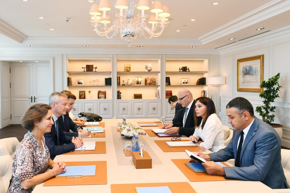 Birinci vitse-prezident Mehriban Əliyeva Fransanın İqtisadiyyat və Maliyyə naziri ilə görüşüb (YENİLƏNİB)(FOTO)