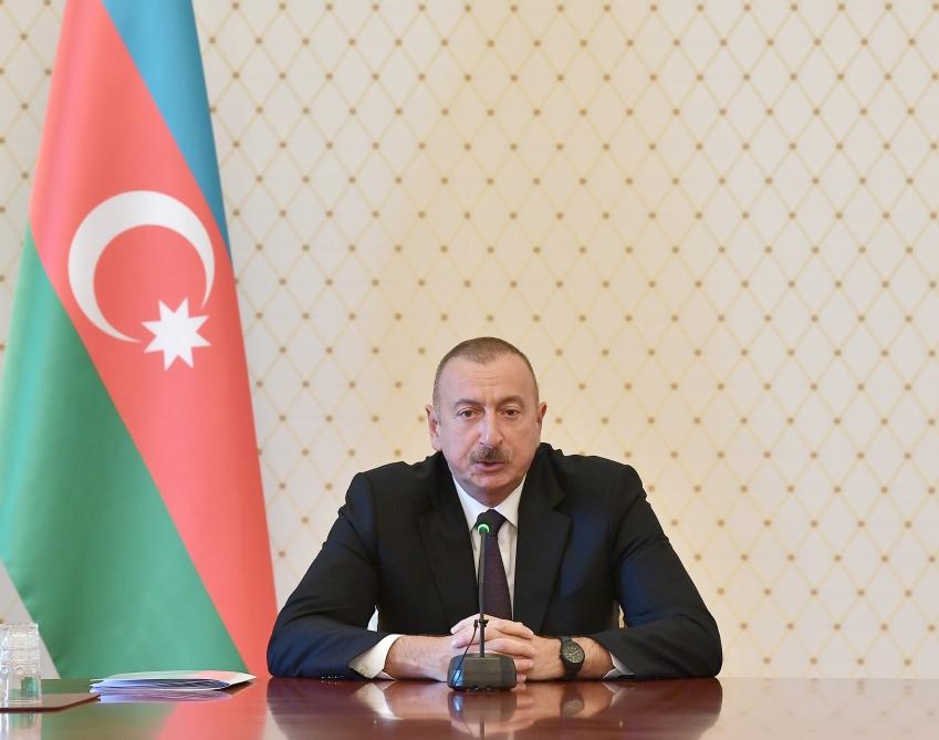 Prezident İlham Əliyevin yanında sosial-iqtisadi sahə ilə bağlı müşavirə keçirilib (FOTO) (YENİLƏNİB-2)