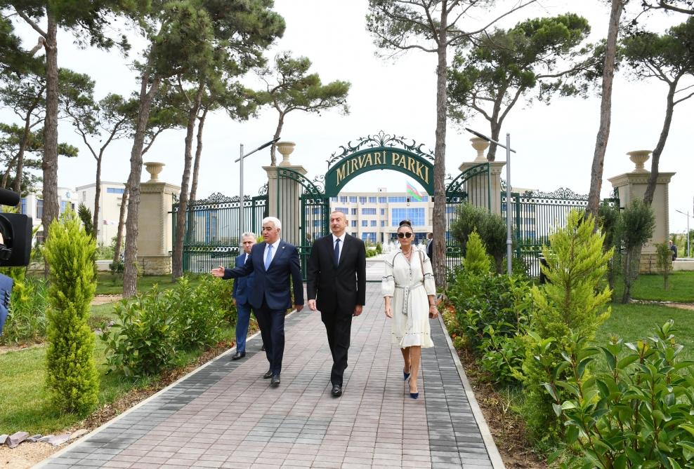 Prezident İlham Əliyev və birinci xanım Mehriban Əliyeva Pirallahı rayonunda “Mirvari” Park Kompleksinin açılışında iştirak ediblər (FOTO)  (YENİLƏNİB 2)