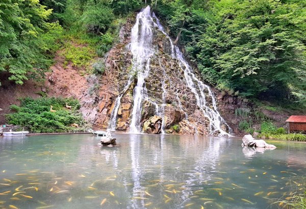 Füsunkar Xalxal şəlaləsi (FOTOREPORTAJ)