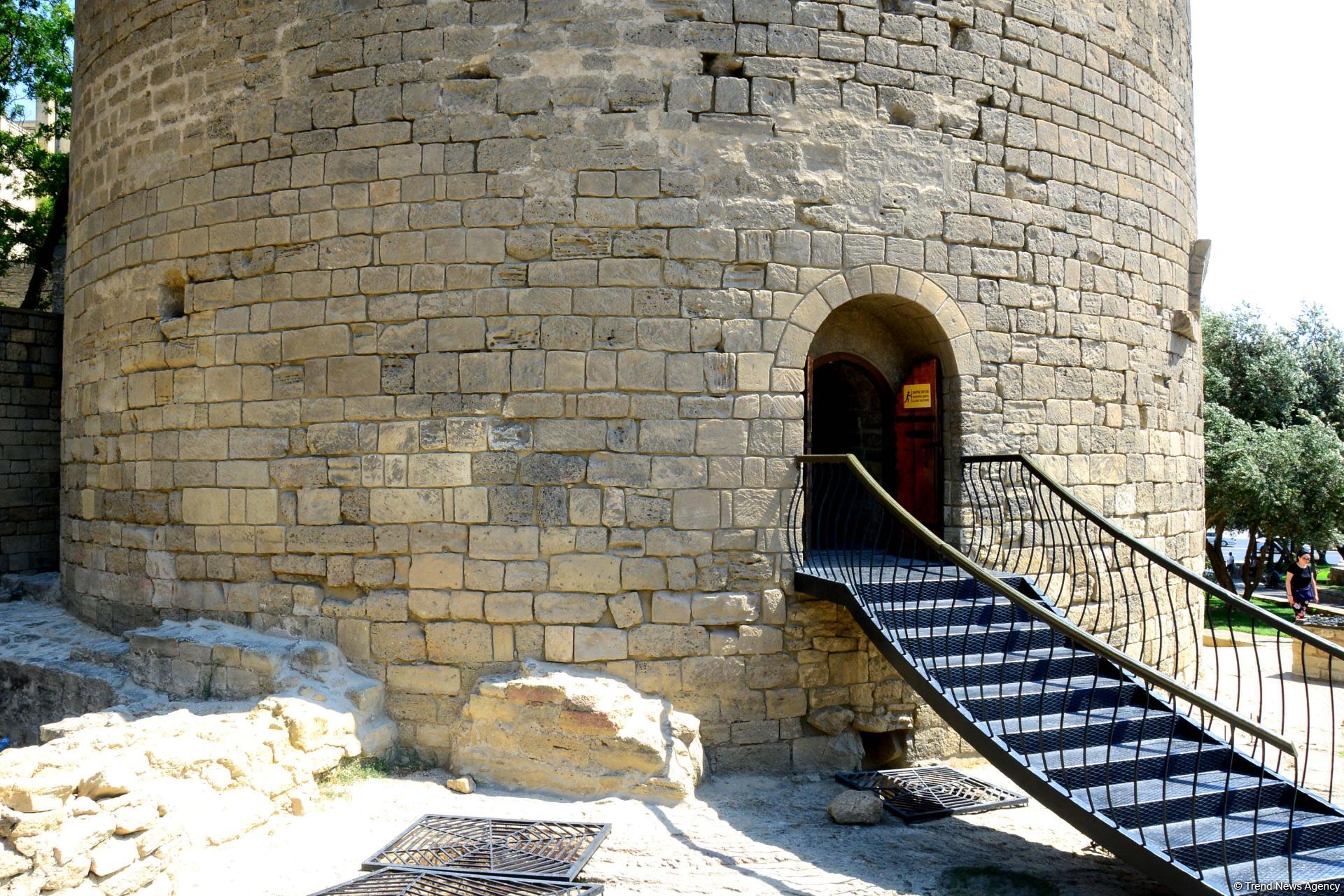 Bakının sirli qalası (FOTOREPORTAJ)